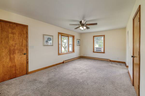 220 S First ST, Elburn, IL 60119