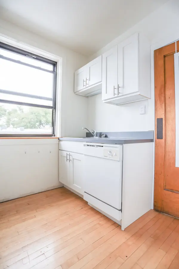 2017 W Berwyn AVE #3S, Chicago, IL 60625