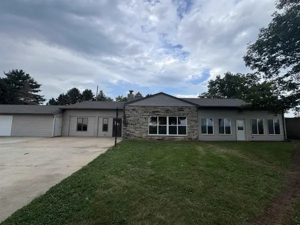 17289 County Rd D62, Monticello, IA 52310