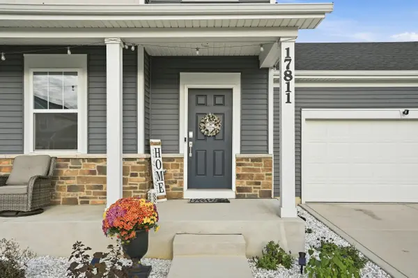 17811 Creek View CT, Lowell, IN 46356