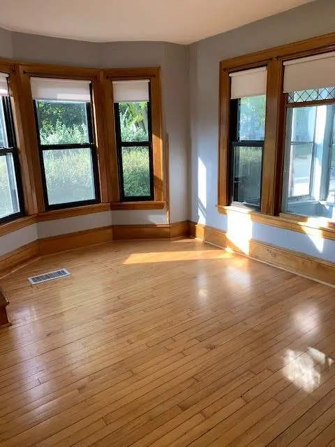 522 View ST, Saint Paul, MN 55102