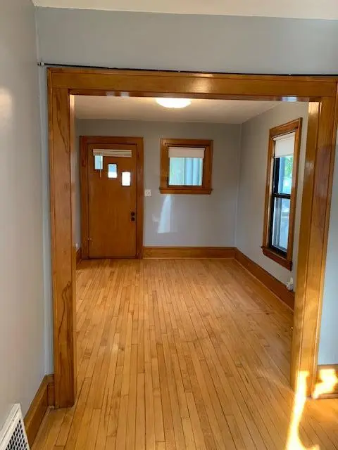 522 View ST, Saint Paul, MN 55102