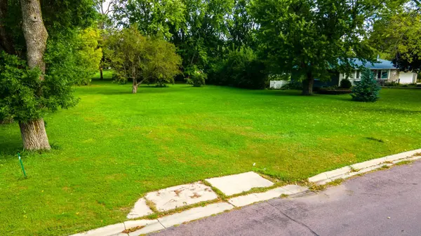 304 Lincoln ST SW, Mapleton, MN 56065