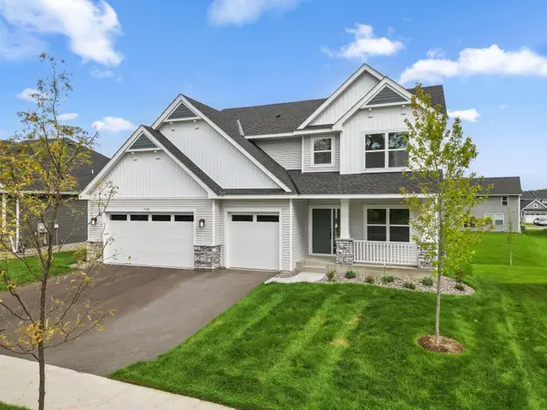 7540 Lower 42nd ST N, Oakdale, MN 55128