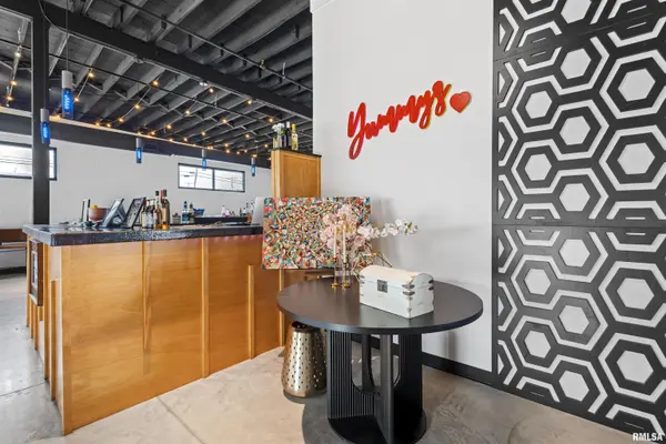 210 E UNION ST, Marion, IL 62959