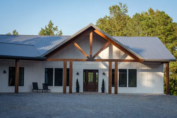 202 Ravenridge Rd, Summertown, TN 38483