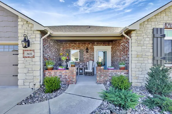 3632 N Lakeway Ct, Wichita, KS 67205