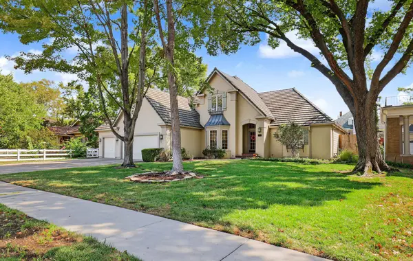 208 N Belmont Ave, Wichita, KS 67208