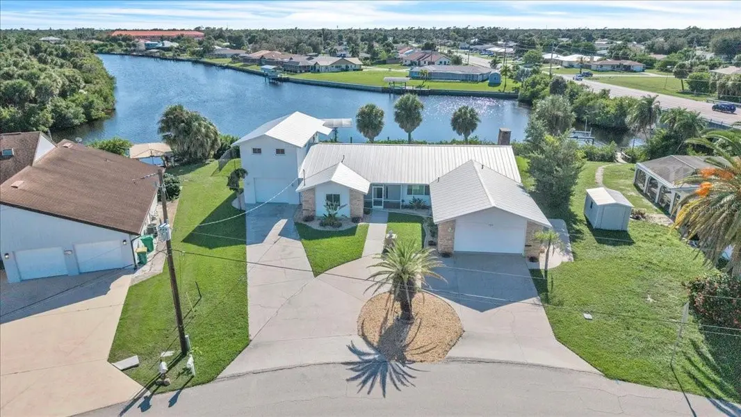 795 S ELLICOTT CIR, Port Charlotte, FL 33952