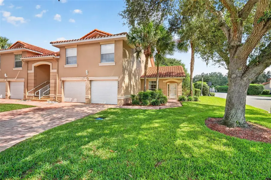 5310 BOWLINE CT #1, Oxford, FL 34484