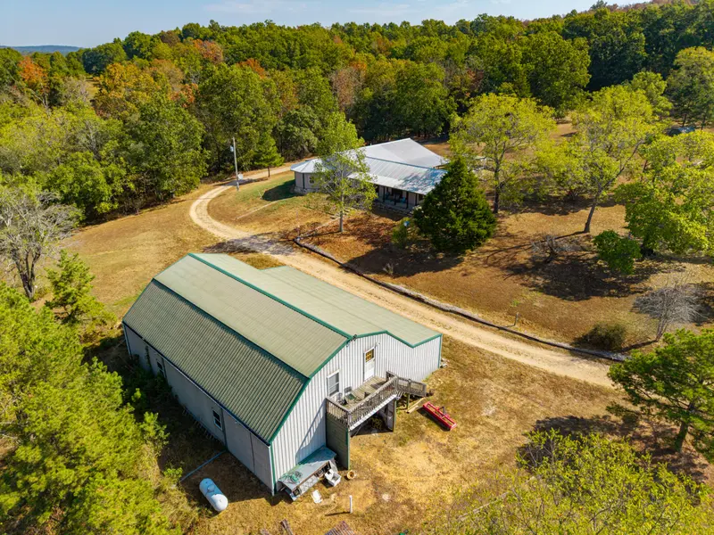 25171 County Road C-228, Norwood, MO 65717