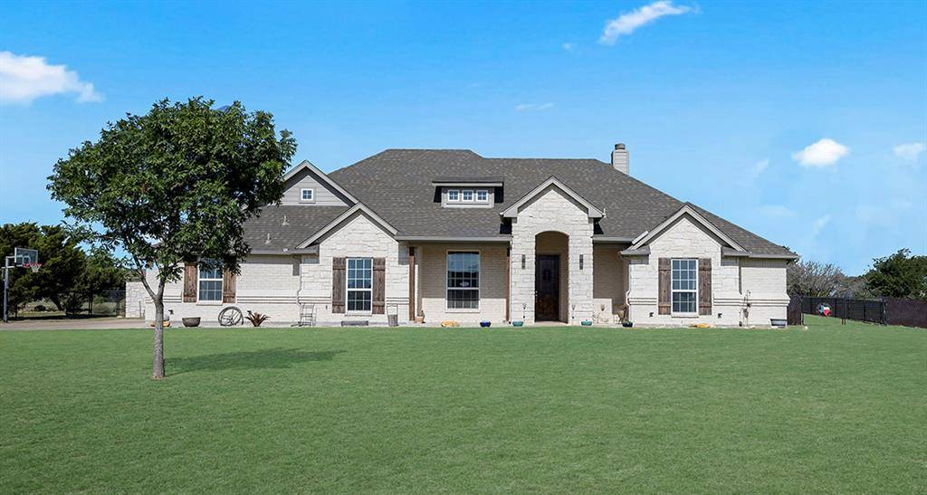 120 Lone Star Way, Godley, TX 76044