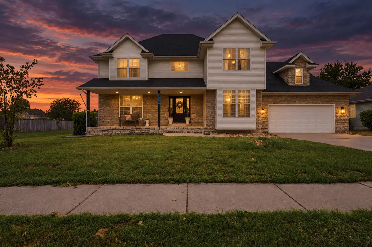 350 E Halsey ST, Republic, MO 65738