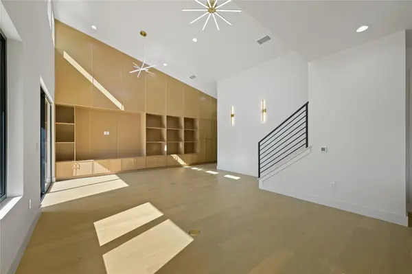 1606 Cedar Ave #A, Austin, TX 78702