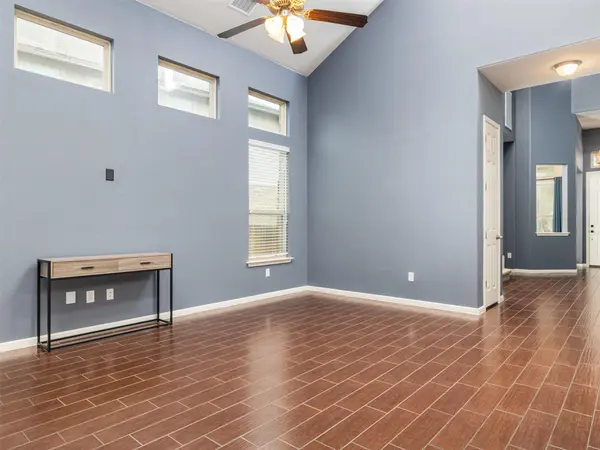 1205 Clearwing CIR, Georgetown, TX 78626