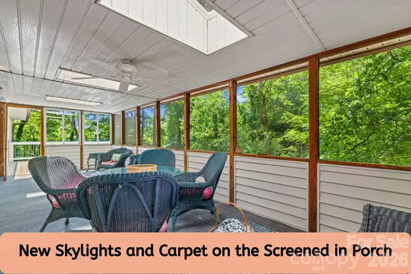 98 Pensacola AVE, Arden, NC 28704