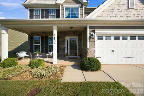 5857 McClintock DR, Denver, NC 28037