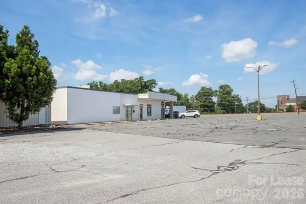 130 33rd ST SW, Hickory, NC 28602