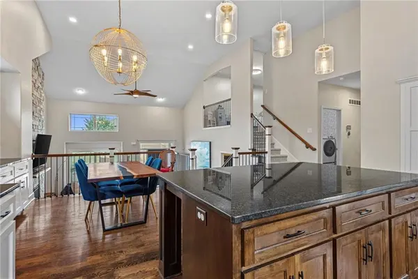 13365 NW 72nd ST, Parkville, MO 64152