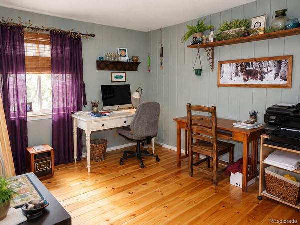 26155 S End #B, Kittredge, CO 80457