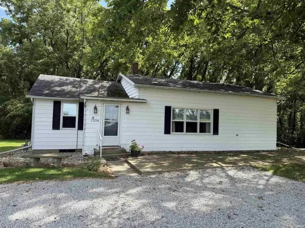 11256 N 450 E ***, Syracuse, IN 46567