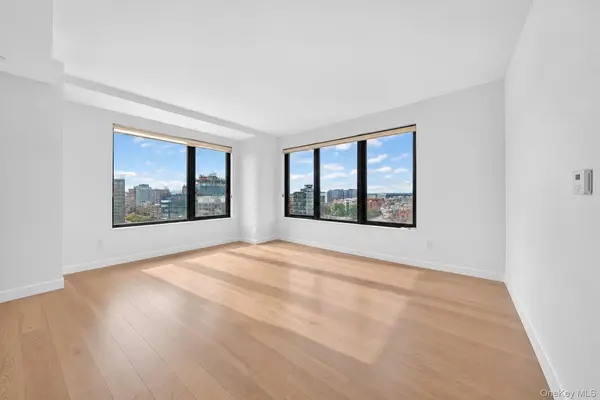 13835 39th AVE #10H, Flushing, NY 11354