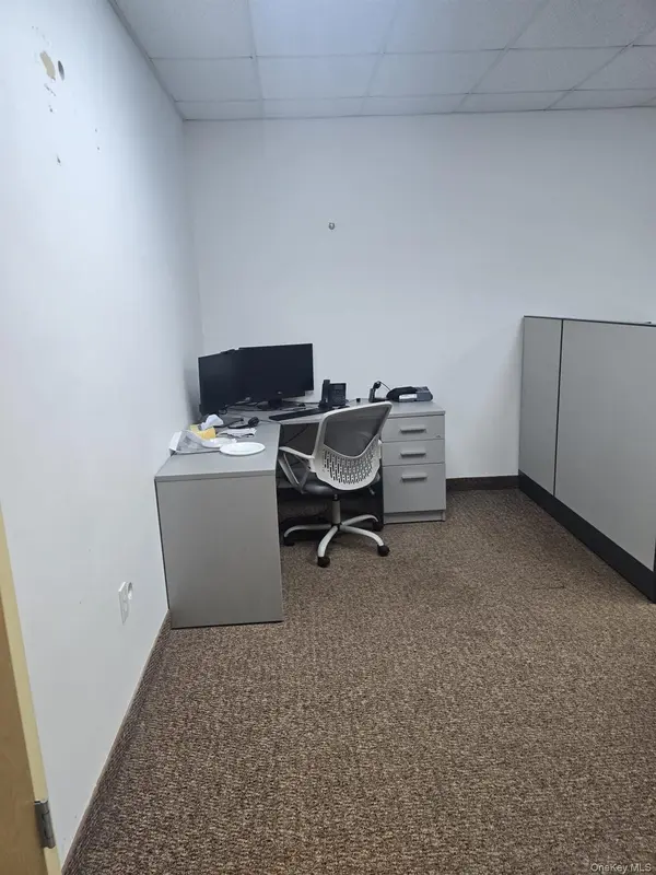 161 Route 59, Monsey, NY 10952