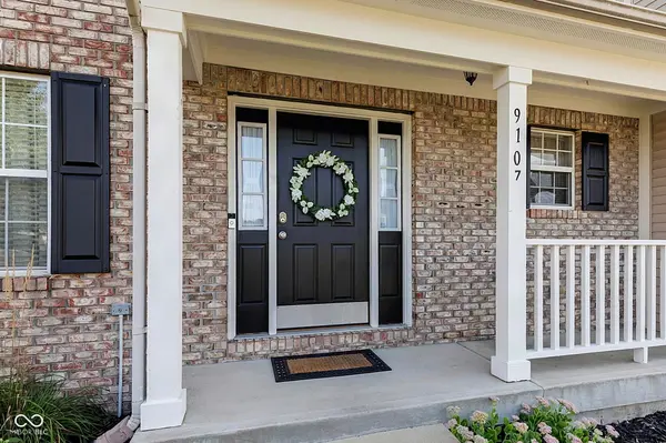 9107 Driftwood CT, Mccordsville, IN 46055