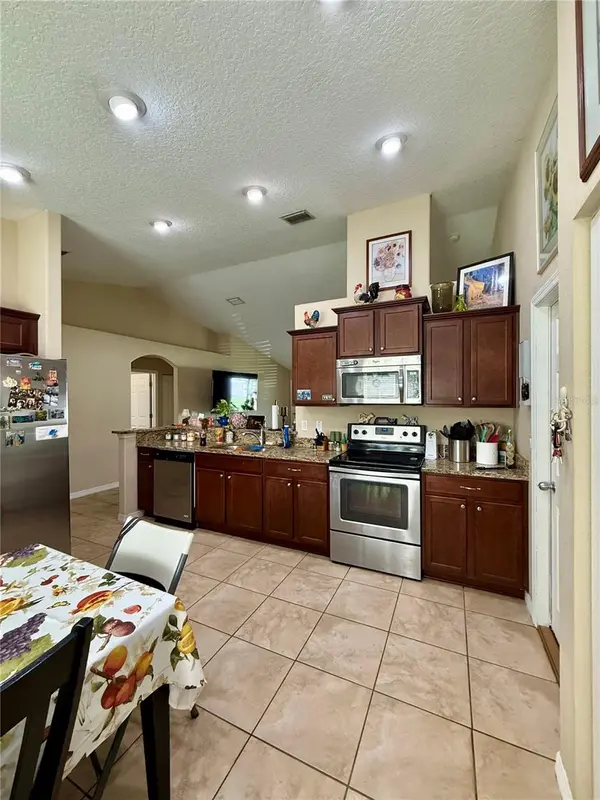 37 RUSSO DR, Palm Coast, FL 32164