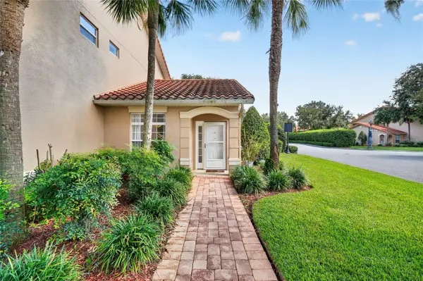 5310 BOWLINE CT #1, Oxford, FL 34484