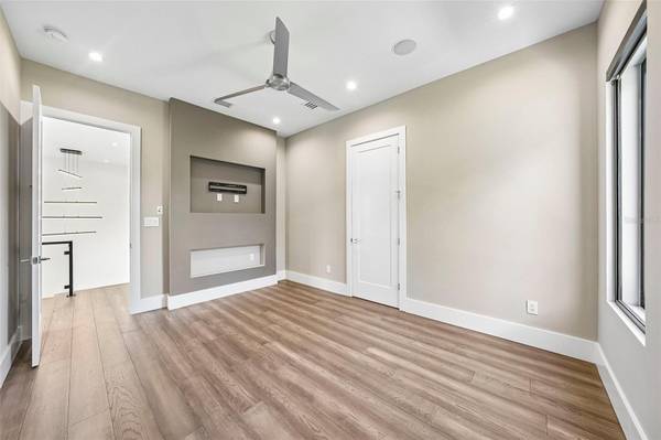 8103 N RIVER SHORE DR, Tampa, FL, 33604 photo 37