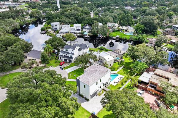 8103 N RIVER SHORE DR, Tampa, FL, 33604 photo 89
