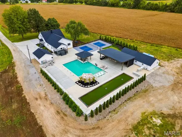 28345 State Highway F, Wright City, MO 63390