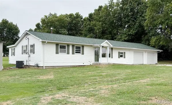 418 E Norman ST, Montgomery City, MO 63361