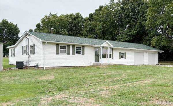 418 E Norman ST, Montgomery City, MO 63361