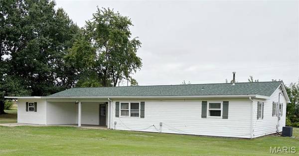 418 E Norman ST, Montgomery City, MO 63361