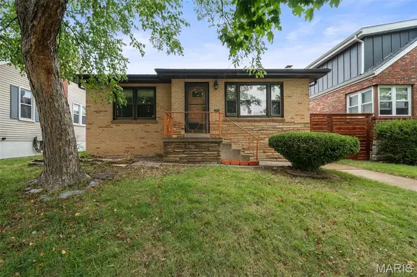 4325 Alma AVE, St Louis, MO 63116