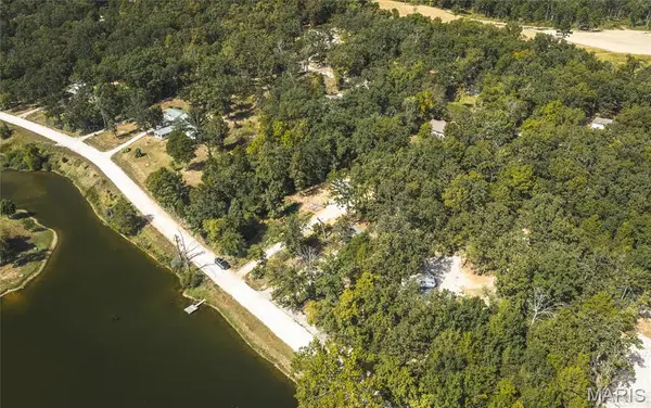 11046 Rogue Creek Rd, Potosi, MO 63664