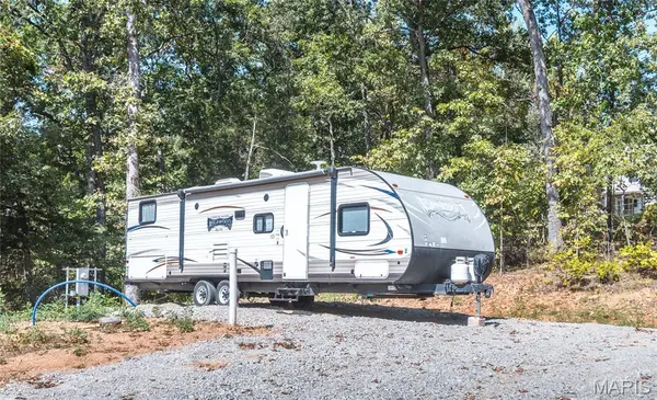 11046 Rogue Creek Rd, Potosi, MO 63664