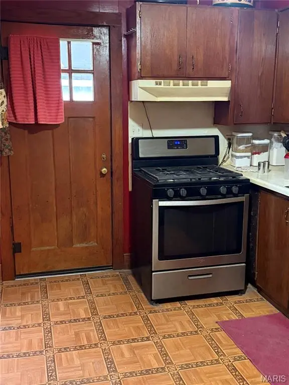 445 Laclede ST, Lebanon, MO 65536