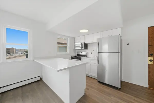7709 W Marwood AVE #3N, Elmwood Park, IL 60707