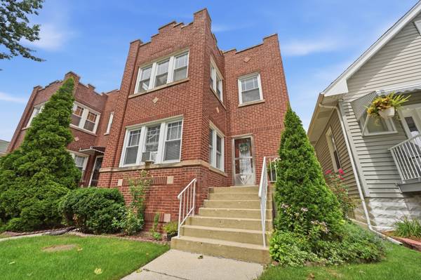5118 W Byron ST, Chicago, IL 60641