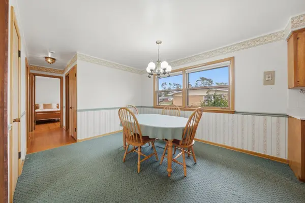 171 Serena DR, Chicago Heights, IL 60411