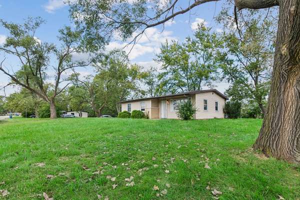 1759 222nd PL, Sauk Village, IL 60411