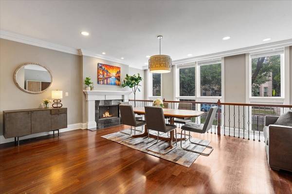 3736 N Fremont ST #1, Chicago, IL 60613