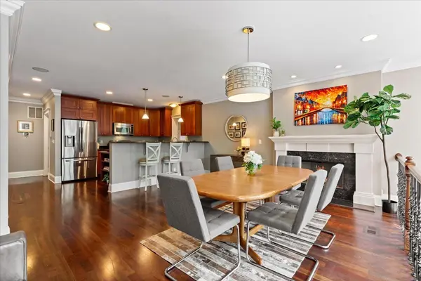 3736 N Fremont ST #1, Chicago, IL 60613