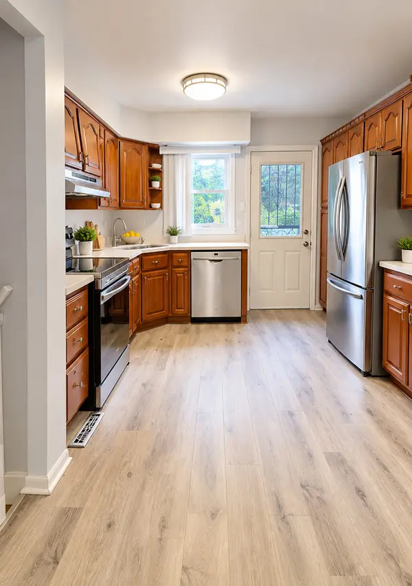 7909 W 93rd ST, Hickory Hills, IL 60457