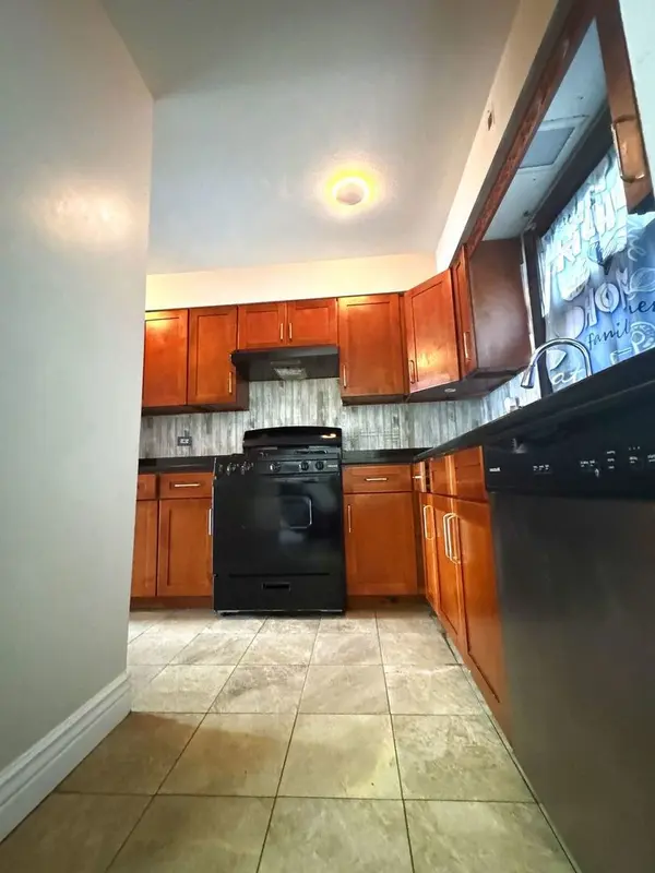 111 S Hale AVE, Bartlett, IL 60103