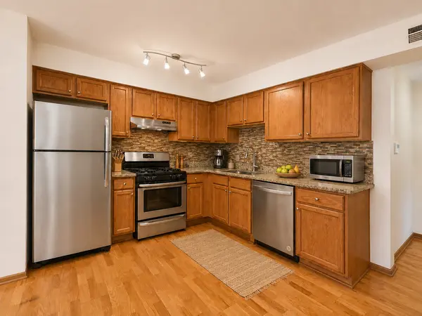 2453 S Archer AVE #4F, Chicago, IL 60616