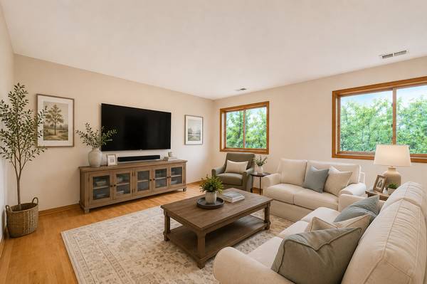 2453 S Archer AVE #4F, Chicago, IL 60616